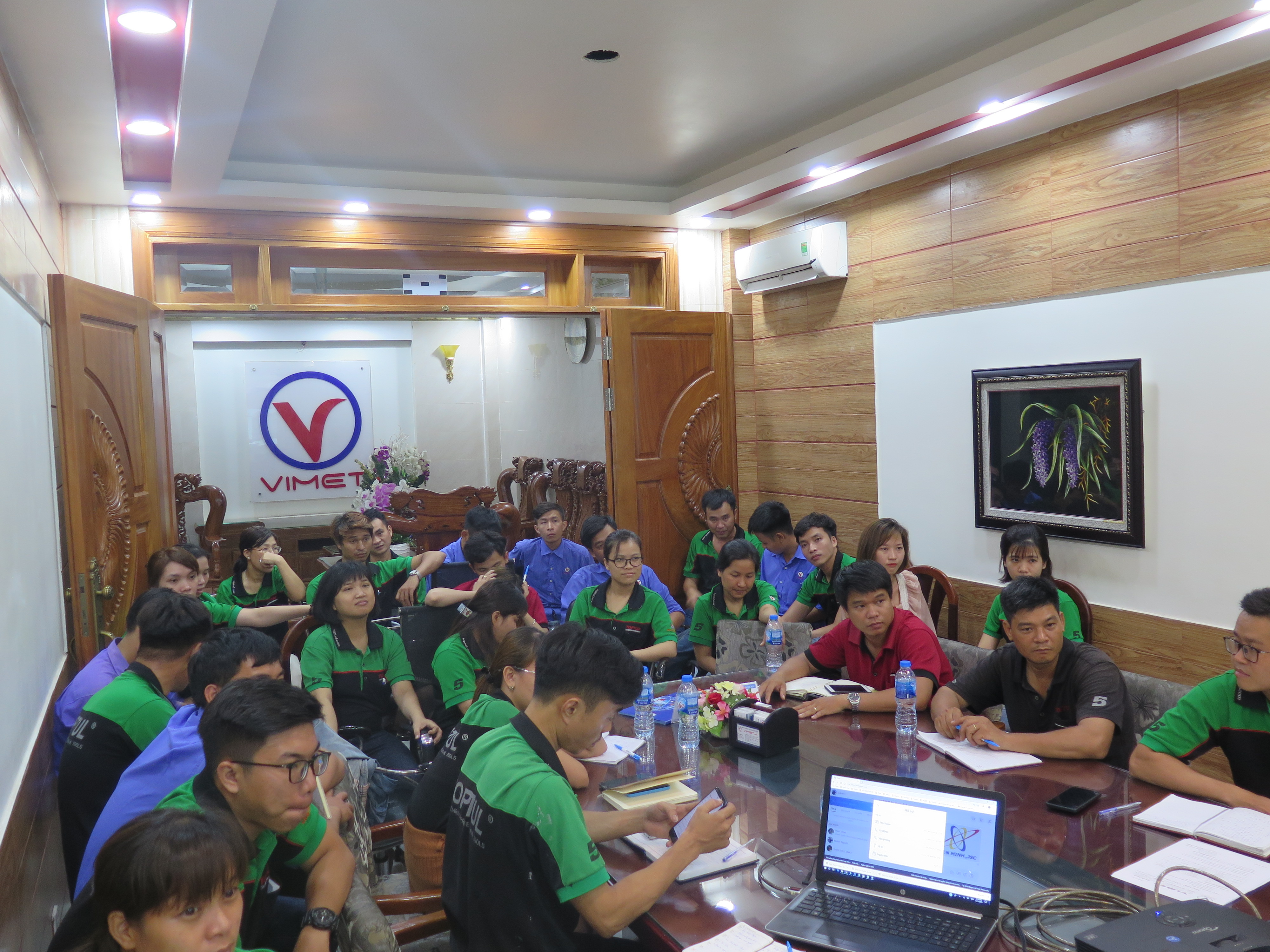 Vimet triển khai chương trình thương hiệu vàng và Thu nhập vàng tháng 5